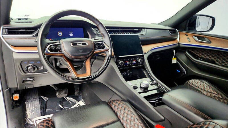 2022 Jeep Grand Cherokee