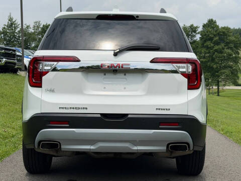2023 GMC Acadia SLT