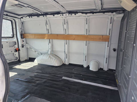 2014 Chevrolet Express 2500