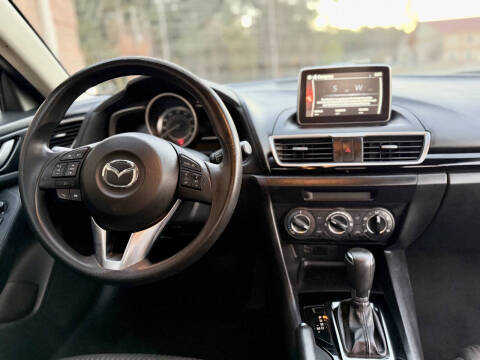 2016 Mazda MAZDA3 i Sport
