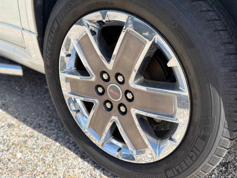 2012 GMC Acadia Denali