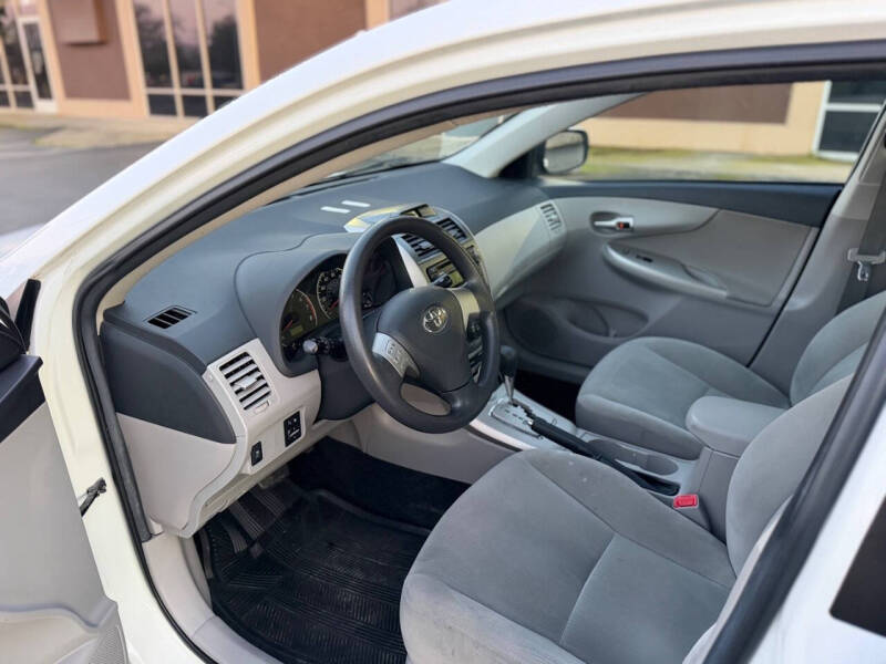 2012 Toyota Corolla LE