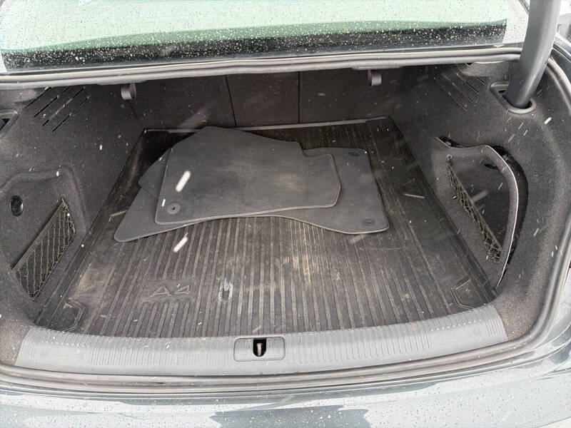 2017 Audi A4 2.0T quattro Premium Plus