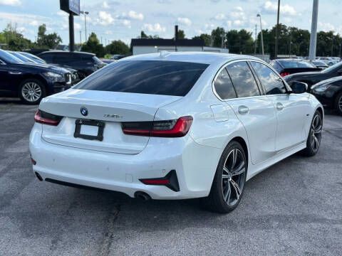 2022 BMW 3 Series 330e