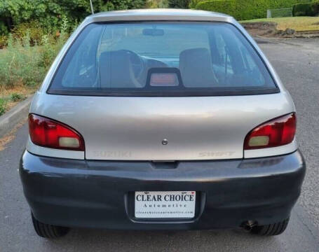 2001 Suzuki Swift for sale at CLEAR CHOICE AUTOMOTIVE in Milwaukie OR