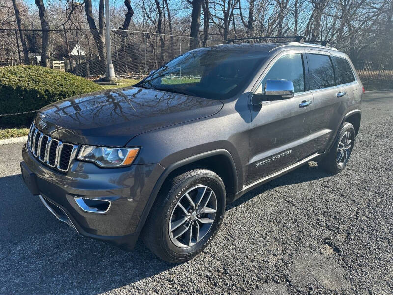 2018 Jeep Grand Cherokee Limited's photo