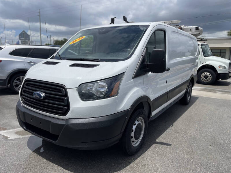 2019 Ford Transit Van Base