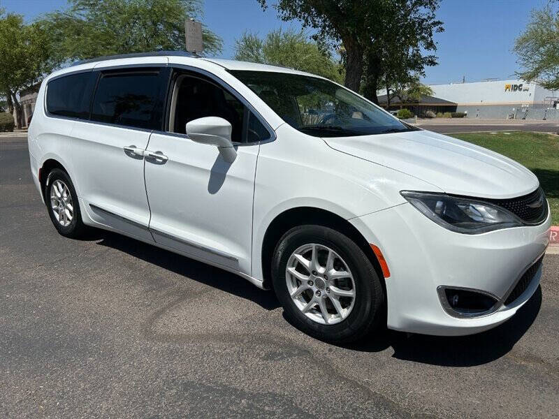 2020 Chrysler Pacifica Touring L