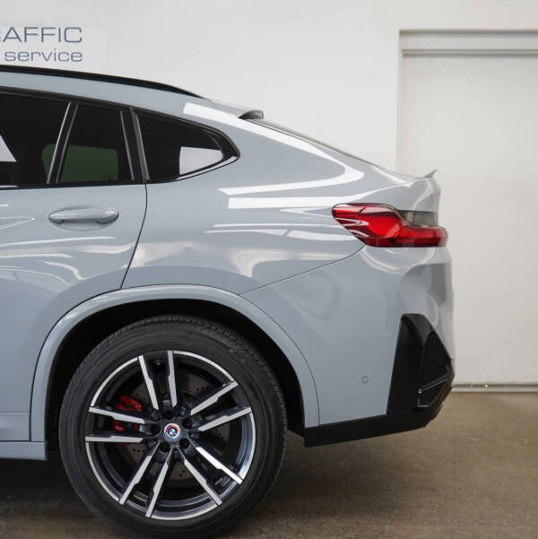 2022 BMW X4 M