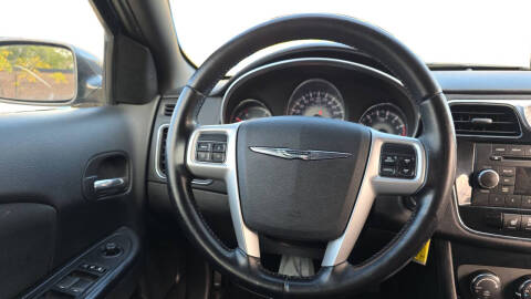 2012 Chrysler 200 Touring