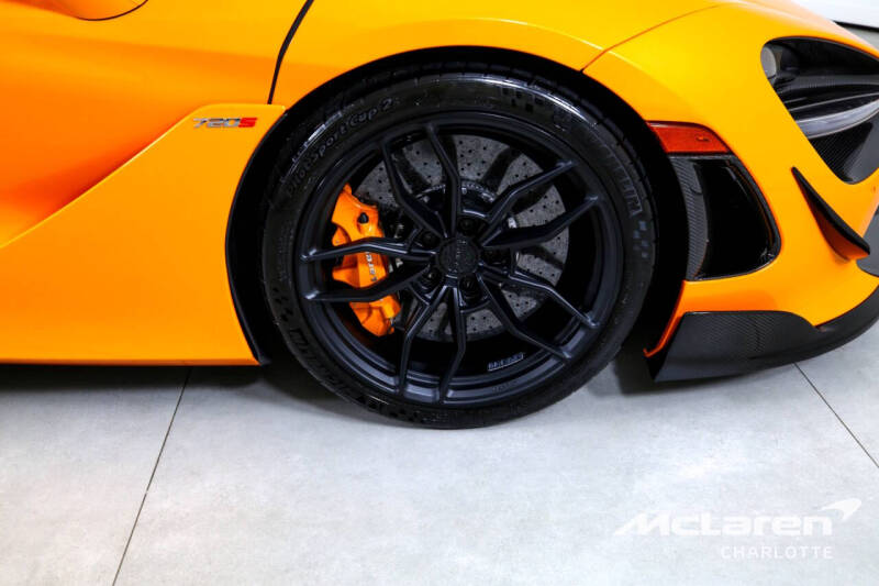 2019 McLaren 720S Performance