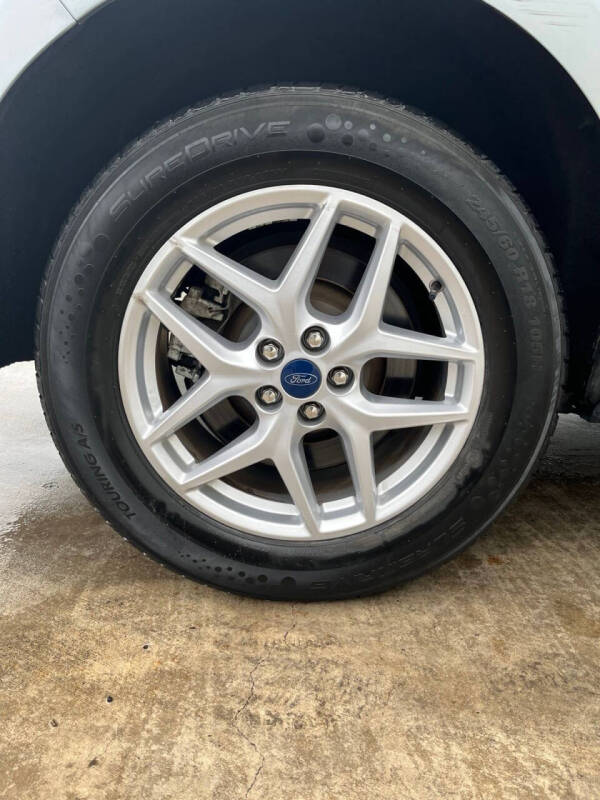 2022 Ford Edge SEL