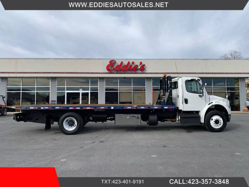 2017 Freightliner M2 106