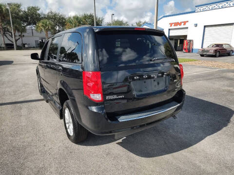 2014 Dodge Grand Caravan SXT 30th Anniversary