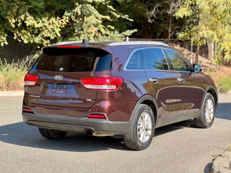 2016 Kia Sorento LX photo 6