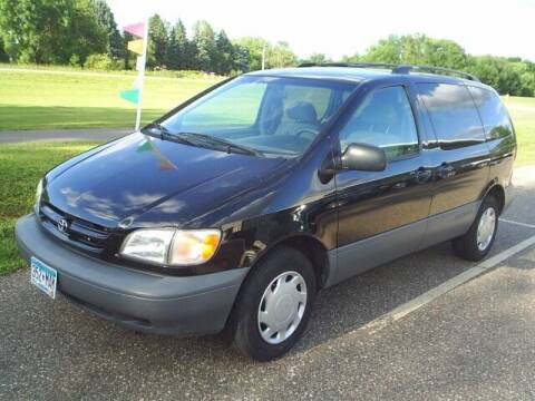 1999 Toyota Sienna for sale at Dales Auto Sales in Hutchinson MN