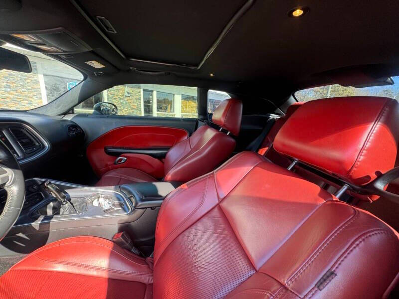 2017 Dodge Challenger R/T Plus
