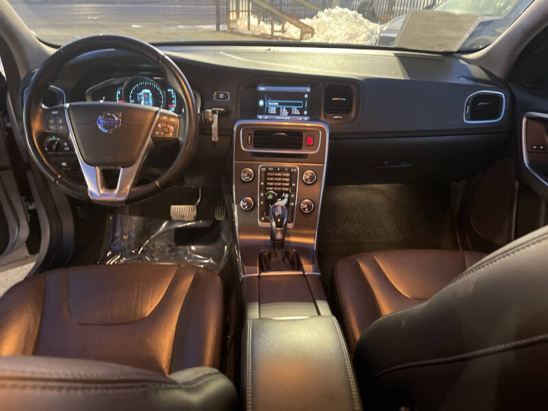 2015 Volvo V60 T5 Premier