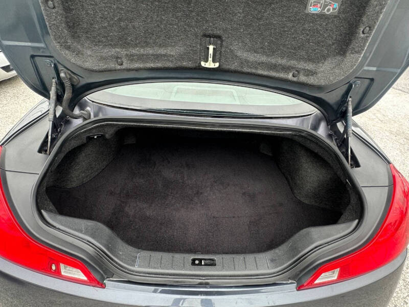 2009 Infiniti G37 Coupe x
