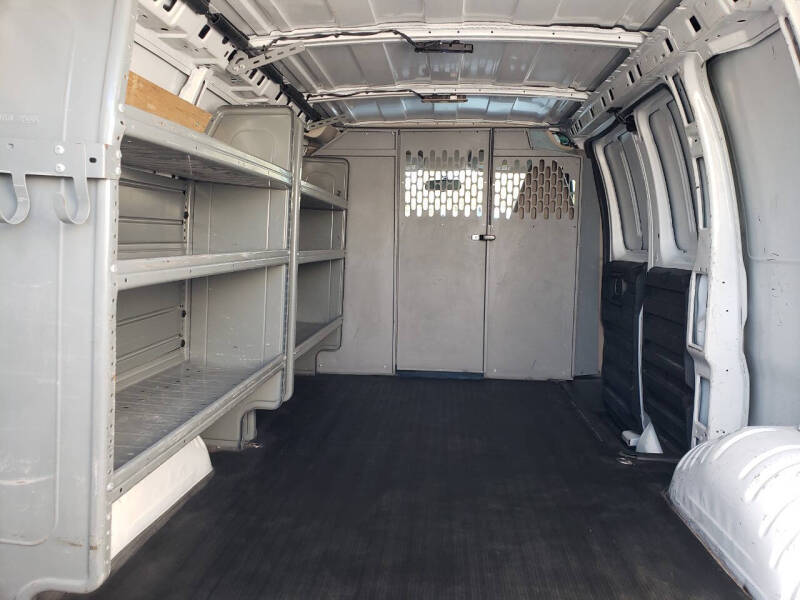 2022 Chevrolet Express 2500