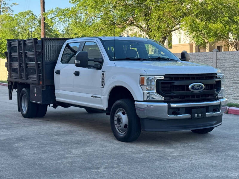 2022 Ford F-350 Super Duty XL's photo