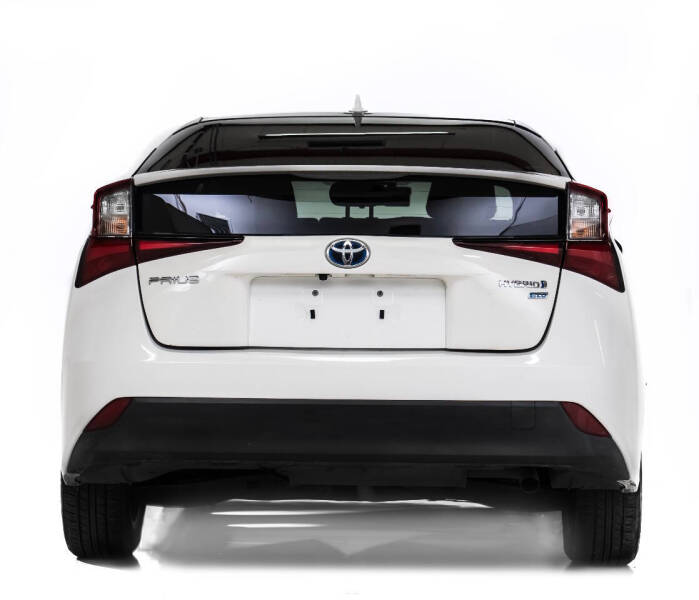 2019 Toyota Prius L Eco