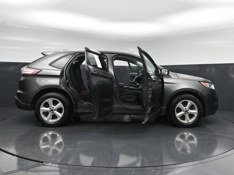 2016 Ford Edge SE