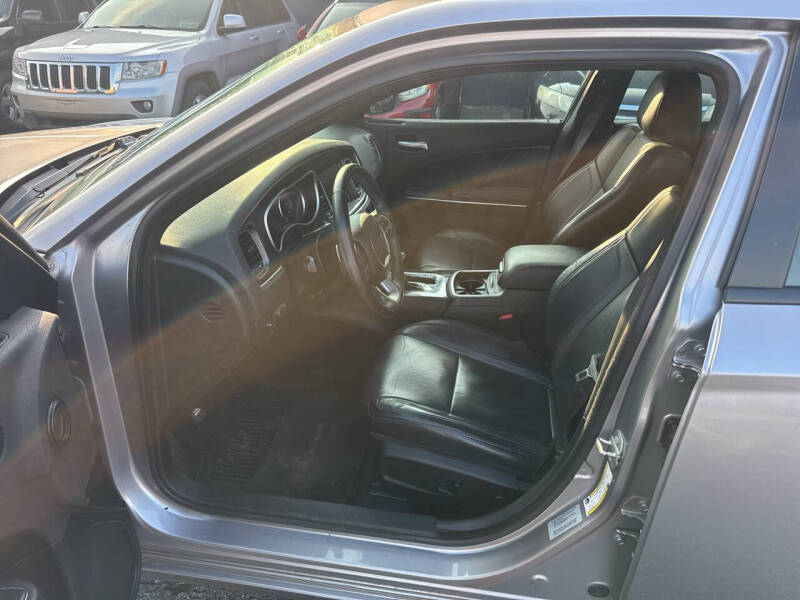2016 Dodge Charger SXT
