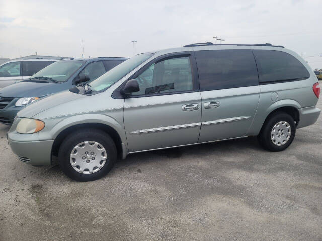 2003 Chrysler Town and Country LX Family Value