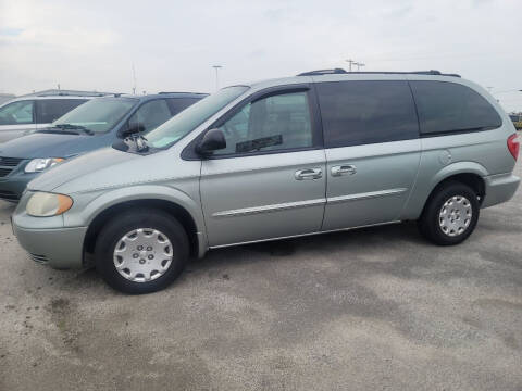 2003 Chrysler Town and Country