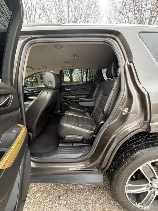 2019 GMC Acadia Denali