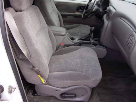 2004 Chevrolet TrailBlazer LS