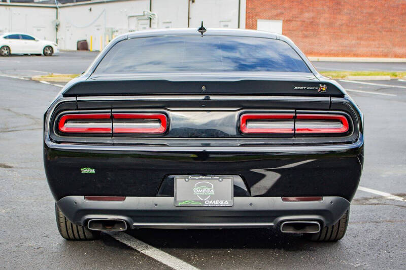 2022 Dodge Challenger