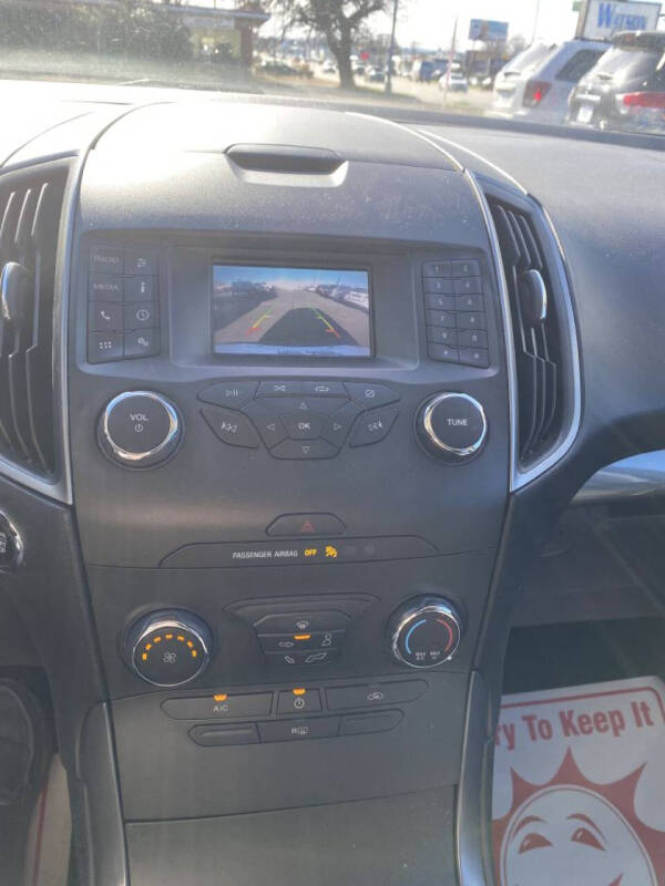 2019 Ford Edge SE