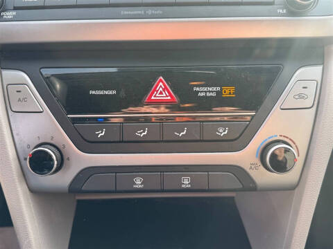 2018 Hyundai Elantra