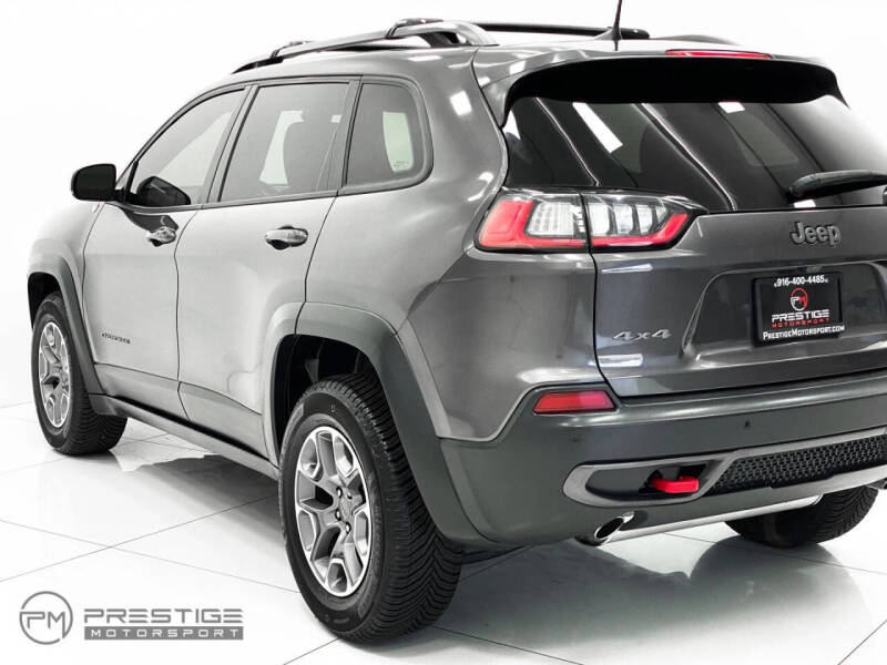 2020 Jeep Cherokee Trailhawk