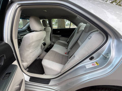 2012 Toyota Camry Hybrid LE