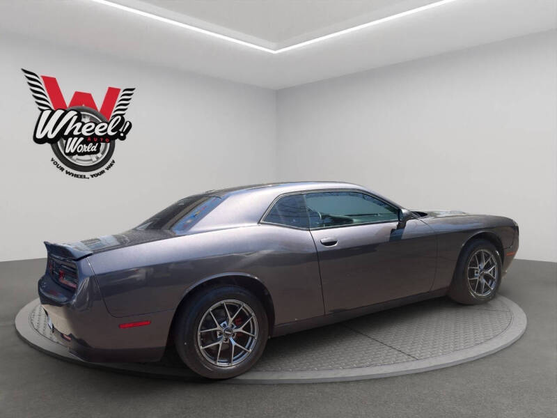 2020 Dodge Challenger SXT