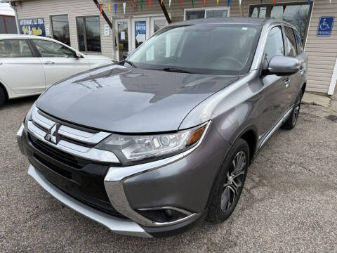 2016 Mitsubishi Outlander SE