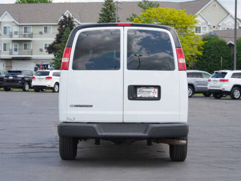 2022 Chevrolet Express LS 3500
