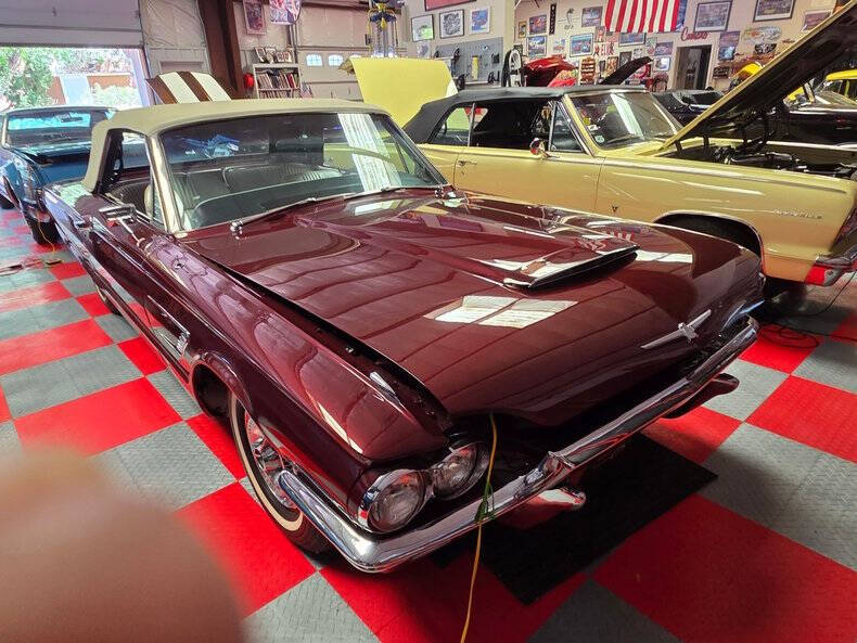 1965 Ford Thunderbird
