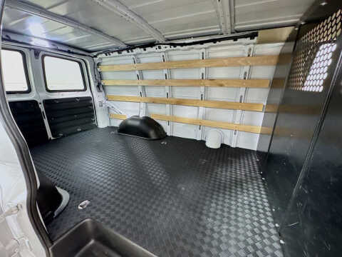 2024 GMC Savana 2500