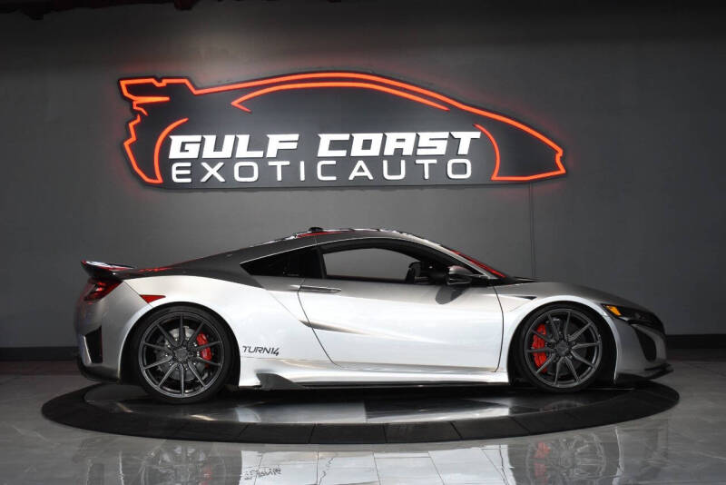 2017 Acura NSX SH-AWD Sport Hybrid