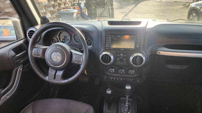2014 Jeep Wrangler Unlimited Sahara