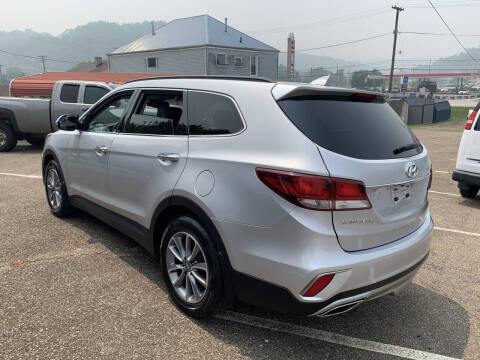 2018 Hyundai Santa Fe SE