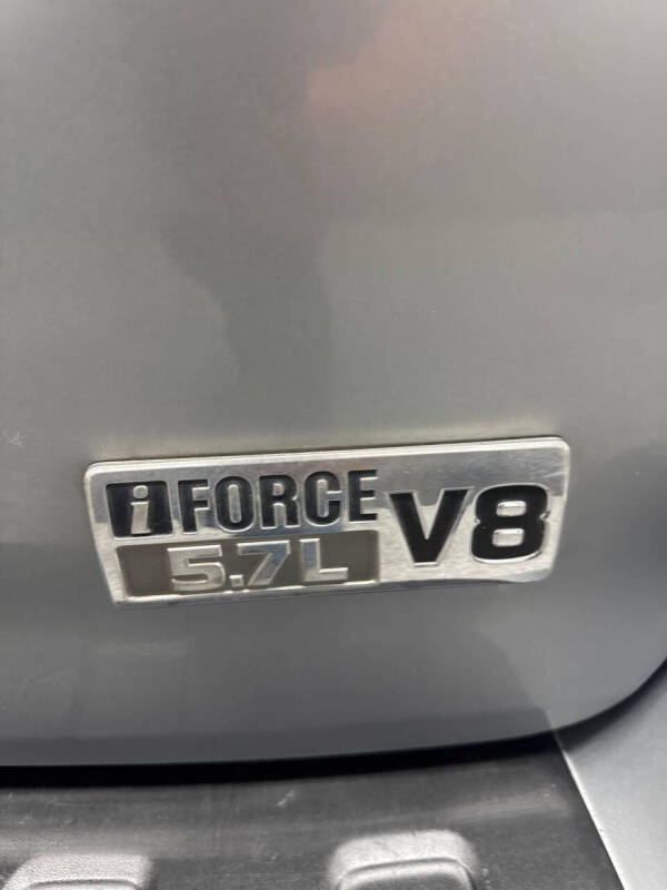 2013 Toyota Sequoia SR5