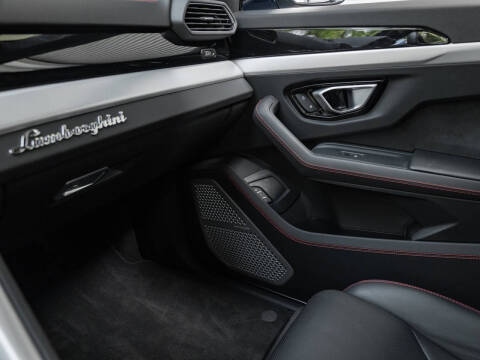 2020 Lamborghini Urus