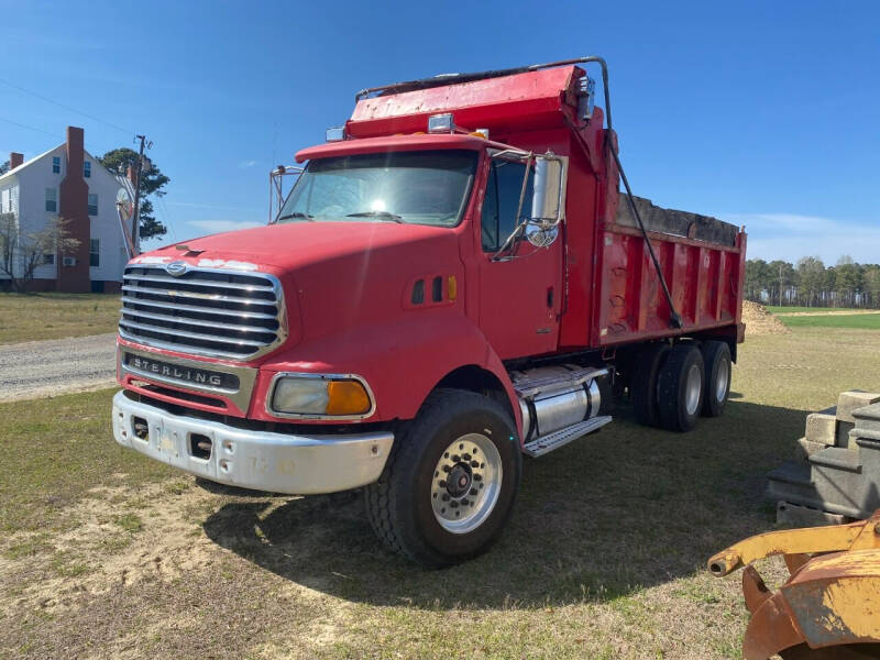 2001 Sterling LT9500 Series for sale at Davenport Motors in Plymouth NC