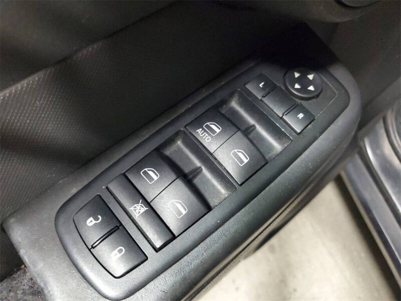 2011 Dodge Nitro Heat