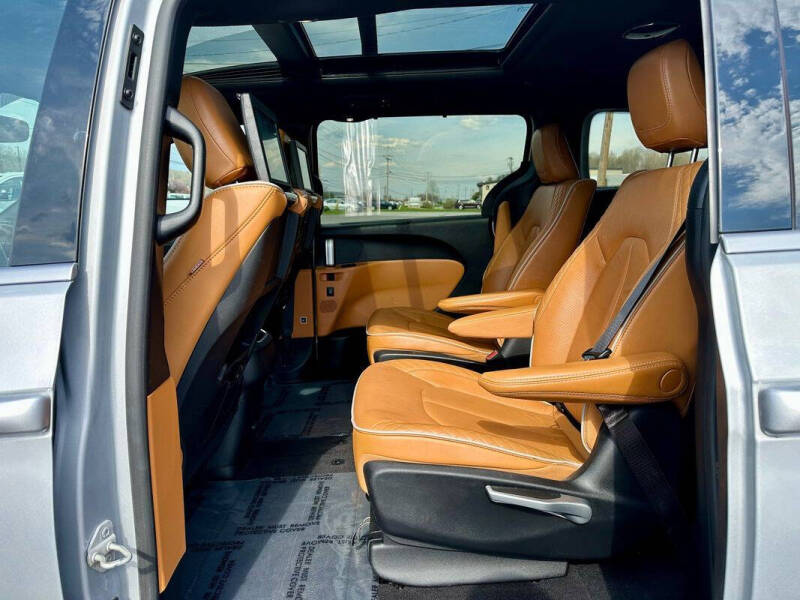 2022 Chrysler Pacifica Pinnacle